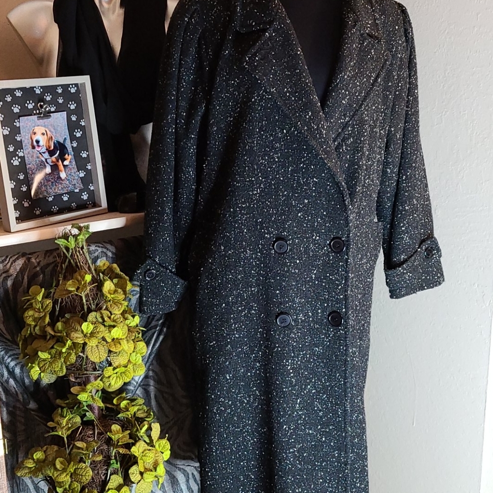 Saril women's Overcoat Size Medium